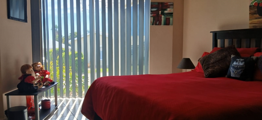 3 Bedroom Property for Sale in Heiderand Western Cape